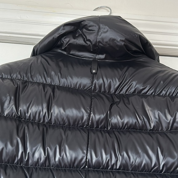 Mackage down puffer coat in like new condition chic warm light Montreal’s best - Picture 7 of 16